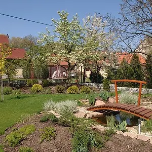 Guest house Aranykert Vendeghaz, Eger
